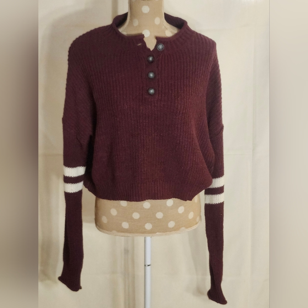 NWT American Eagle high waisted sweater